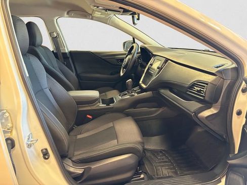 Used 2024 Subaru Outback AWD/4WD image 16