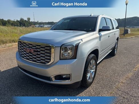Used 2020 GMC Yukon XL Denali w/ Denali Ultimate Package image 1