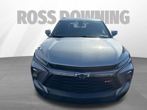 Used 2025 Chevrolet Blazer RS image 2