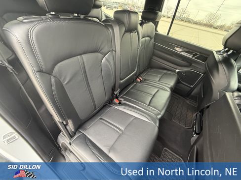 Used 2022 Jeep Wagoneer Series II image 21