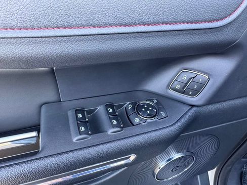 Used 2024 Ford Expedition Limited RWD image 24