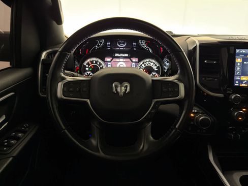 Used 2022 RAM 1500 Big Horn AWD/4WD image 17
