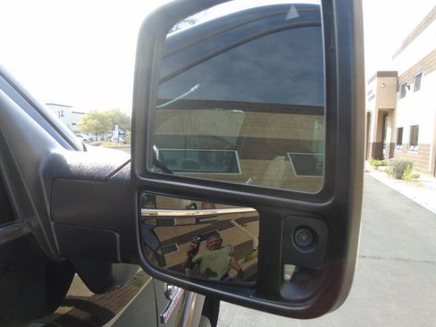 Used 2024 RAM 3500 Limited w/ Safety Group image 29