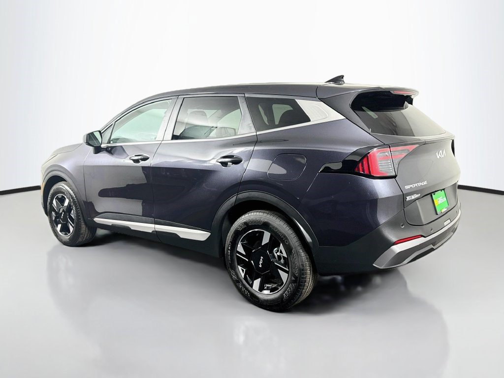 Used 2026 Kia Sportage LX AWD/4WD image 7