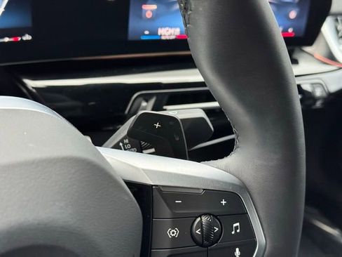 Used 2025 BMW X2 xDrive28i w/ Technology Package image 28