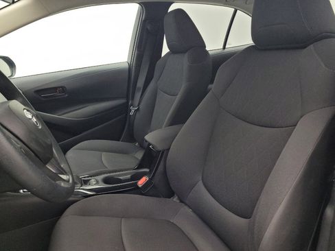 Used 2022 Toyota Corolla LE image 17