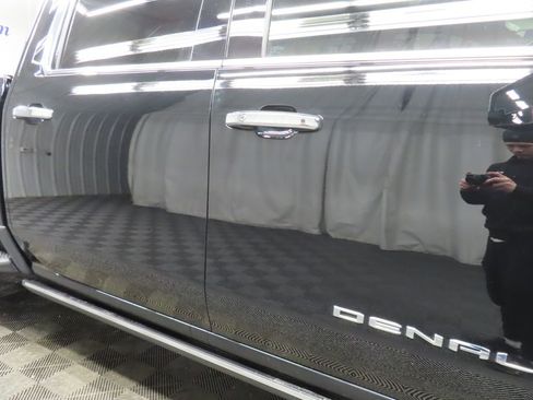 Used 2025 GMC Sierra 2500 Denali Ultimate w/ LPO, GMC Protection Package AWD/4WD image 36