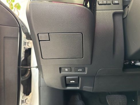 New 2025 Lexus ES 350 w/ Premium Package image 31