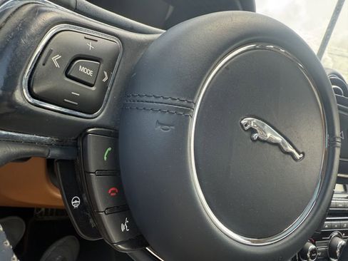 Used 2014 Jaguar XJ L Portfolio image 23