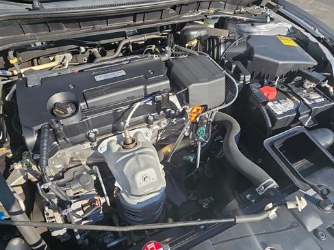 Used 2017 Honda Accord Sport image 13