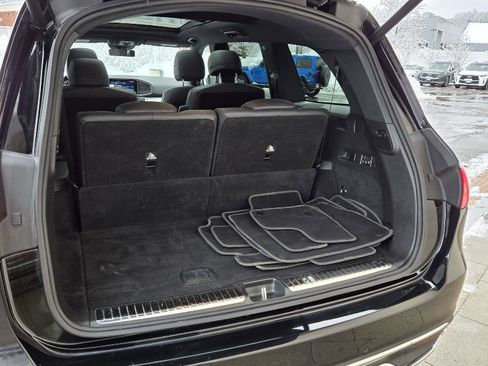 Used 2025 Mercedes-Benz GLS 450 4MATIC image 24