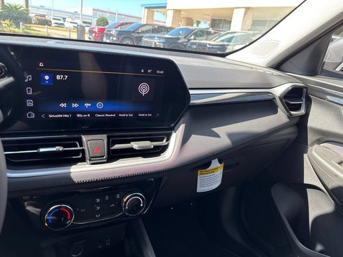 New 2026 Chevrolet TrailBlazer LT FWD image 21