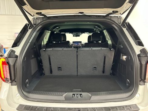 New 2026 Ford Explorer Tremor AWD/4WD image 31