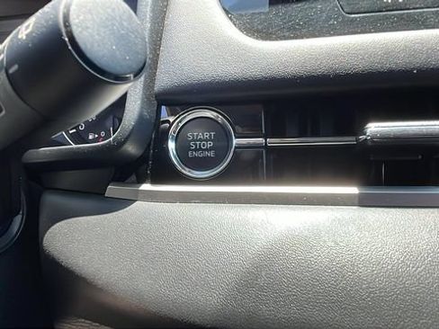 Used 2025 Mitsubishi Outlander SE AWD/4WD image 19