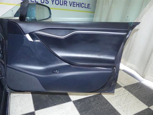 Used 2019 Tesla Model S 100D image 24