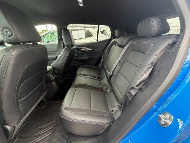 Used 2024 Chevrolet Equinox EV LT FWD image 4