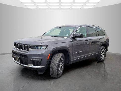 Used 2024 Jeep Grand Cherokee L Limited w/ Luxury Tech Group II AWD/4WD image 7
