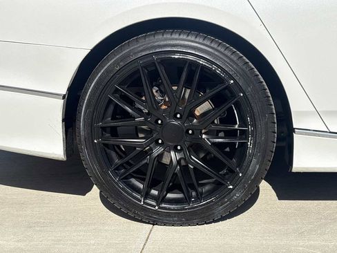 Used 2018 Honda Accord Touring image 10