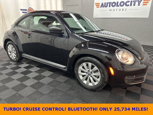 Used 2018 Volkswagen Beetle 2.0T S image 1