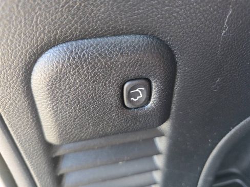 Used 2021 Jeep Grand Cherokee Laredo X AWD/4WD image 28