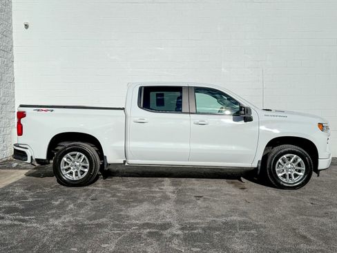 Used 2023 Chevrolet Silverado 1500 RST image 4