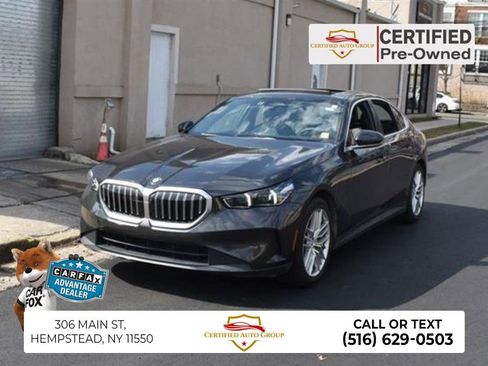 Used 2025 BMW 530i image 1