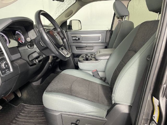 Used 2015 RAM 3500 Big Horn AWD/4WD image 2