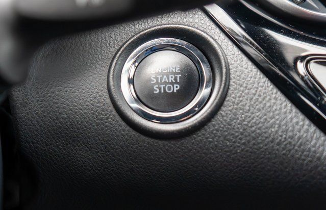 Used 2022 Toyota C-HR FWD image 16