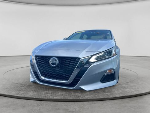 Used 2022 Nissan Altima 2.5 SV FWD image 19