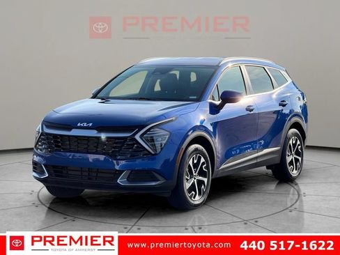 Used 2025 Kia Sportage EX AWD/4WD image 1