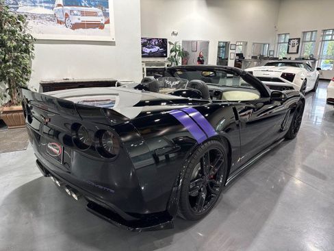 Used 2008 Chevrolet Corvette Convertible w/ Preferred Equipment Group RWD image 34