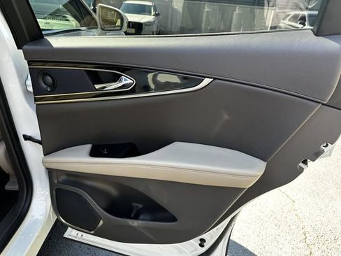 Certified 2023 Lincoln Nautilus Reserve w/ Equipment Group 201A AWD/4WD image 40