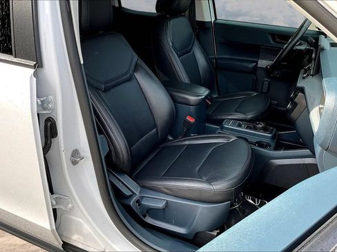 Certified 2023 Ford Maverick Lariat w/ Lariat Luxury Package AWD/4WD image 32