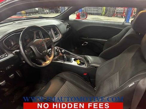 Used 2018 Dodge Challenger R/T w/ Driver Convenience Group image 2