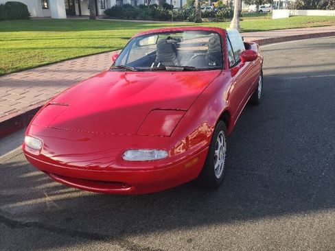 Used 1997 MAZDA MX-5 Miata M-Edition RWD image 10