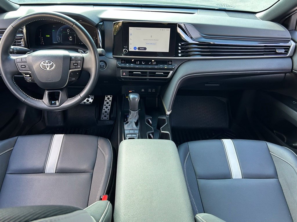 Used 2025 Toyota Camry SE FWD image 10