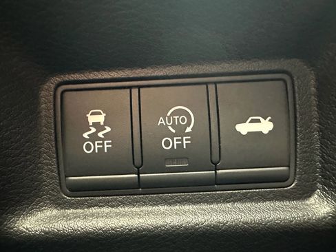 Used 2017 INFINITI Q50 Sport image 22