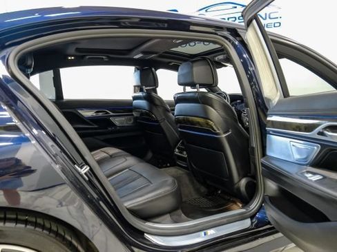 Used 2021 BMW 740i w/ M Sport Package RWD image 55