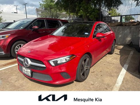 Used 2019 Mercedes-Benz A 220 image 1