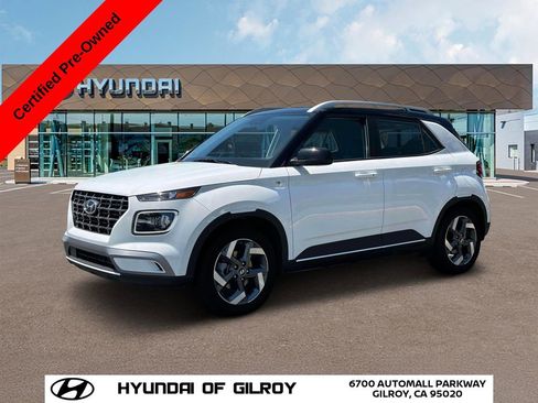 Used 2025 Hyundai Venue Limited image 2