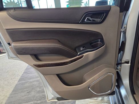 Used 2019 Chevrolet Tahoe LT w/ Luxury Package image 48