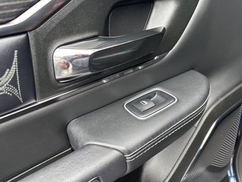 Used 2022 RAM 1500 Limited AWD/4WD image 27