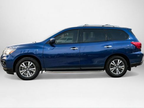 Used 2020 Nissan Pathfinder S image 9