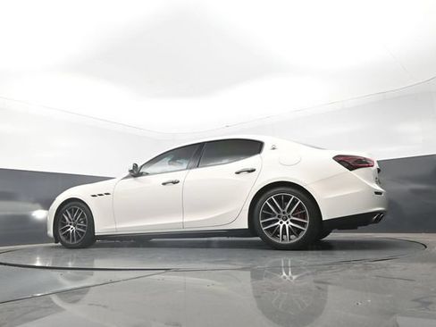 Used 2015 Maserati Ghibli S Q4 AWD/4WD image 27