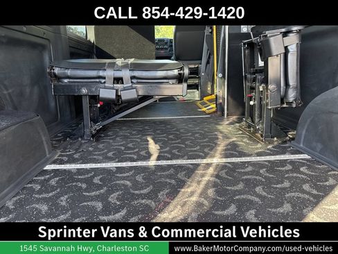 Used 2019 RAM ProMaster 3500 w/ Premium Appearance Group FWD image 21
