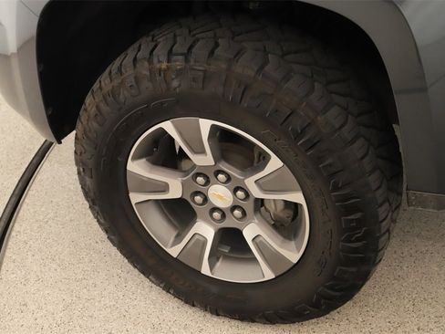 Used 2016 Chevrolet Colorado Z71 image 31