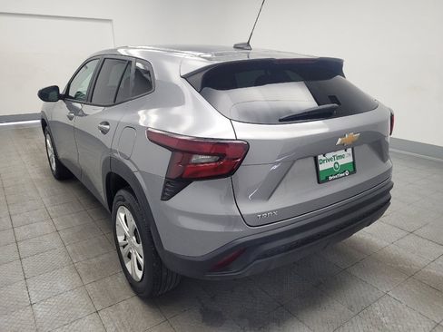Used 2024 Chevrolet Trax LS w/ Driver Confidence Package FWD image 5