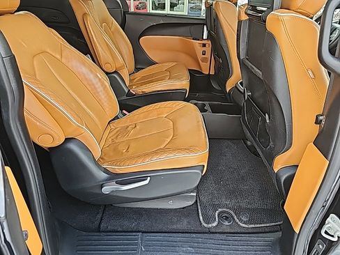 Certified 2022 Chrysler Pacifica Pinnacle image 30