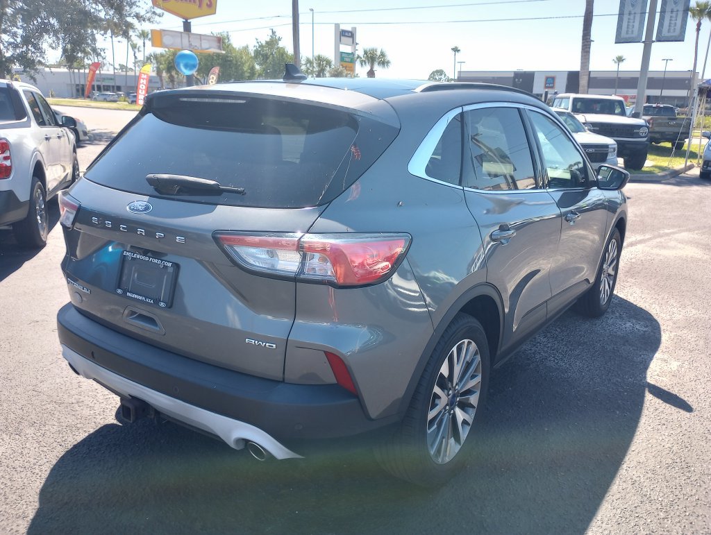 Certified 2022 Ford Escape Titanium w/ Class II Trailer Tow Package AWD/4WD image 7