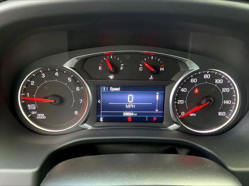 Certified 2023 GMC Acadia SLE w/ Driver Convenience Package image 23